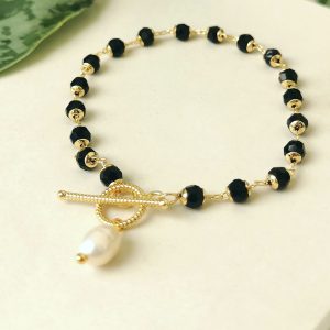 black bracelet with natural pearl